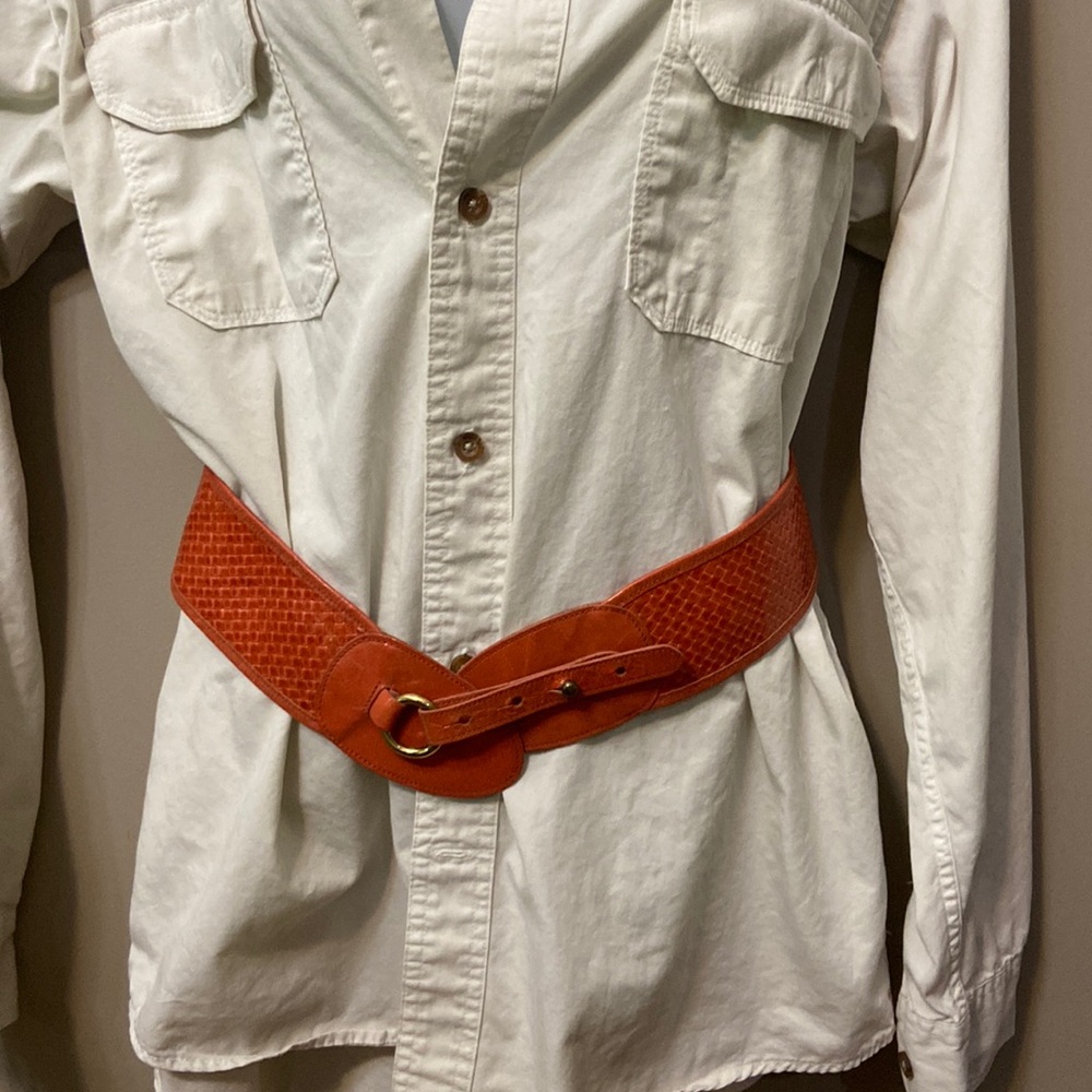 Wide Womens Leather Woven Belt -EUC Size L
